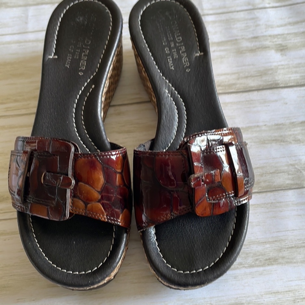 Donald J Pliner Tortoiseshell sandals 7.5